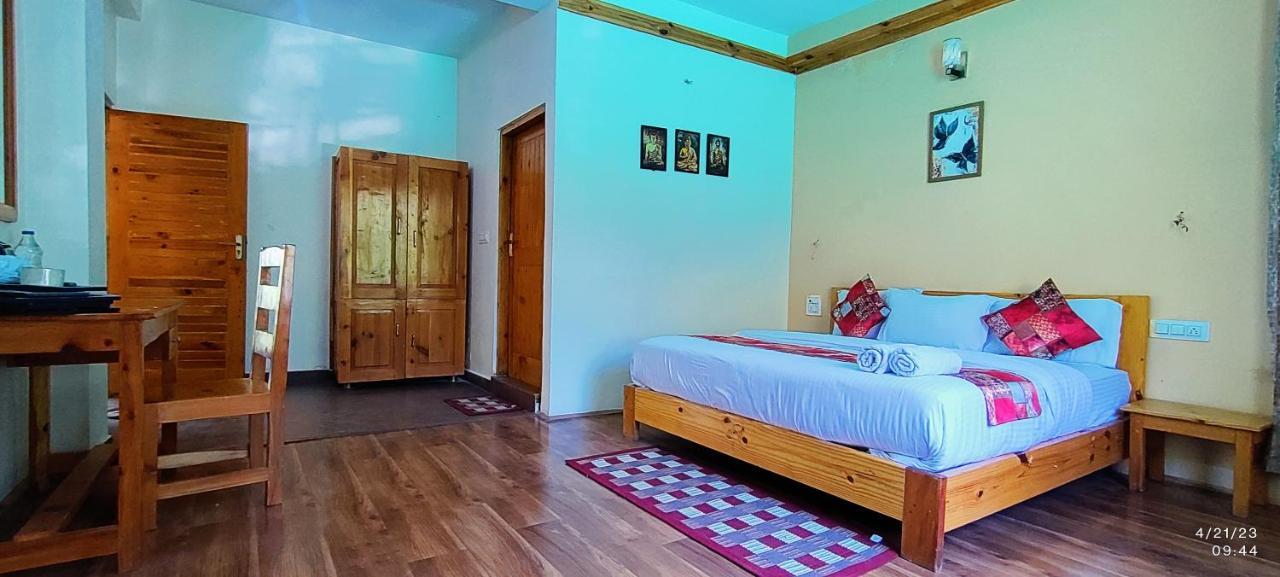 Tirthan Grand Riverside Banjār Εξωτερικό φωτογραφία