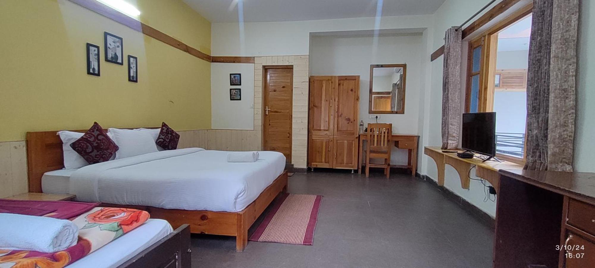 Tirthan Grand Riverside Banjār Εξωτερικό φωτογραφία